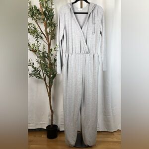 Light Gray Hooded Jumpsuit Lounge Sleepwear Jogger Sz L (DJ3)